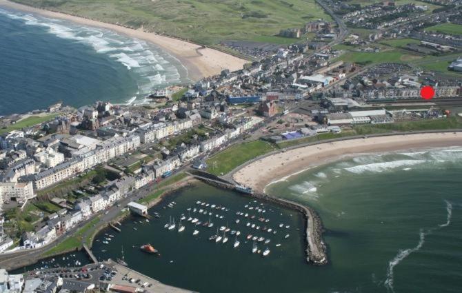 Apartmán 4 Golf Terrace - Portrush By The Sea Exteriér fotografie